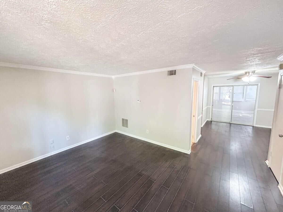 2251 Salt Springs Place Property Photo 7
