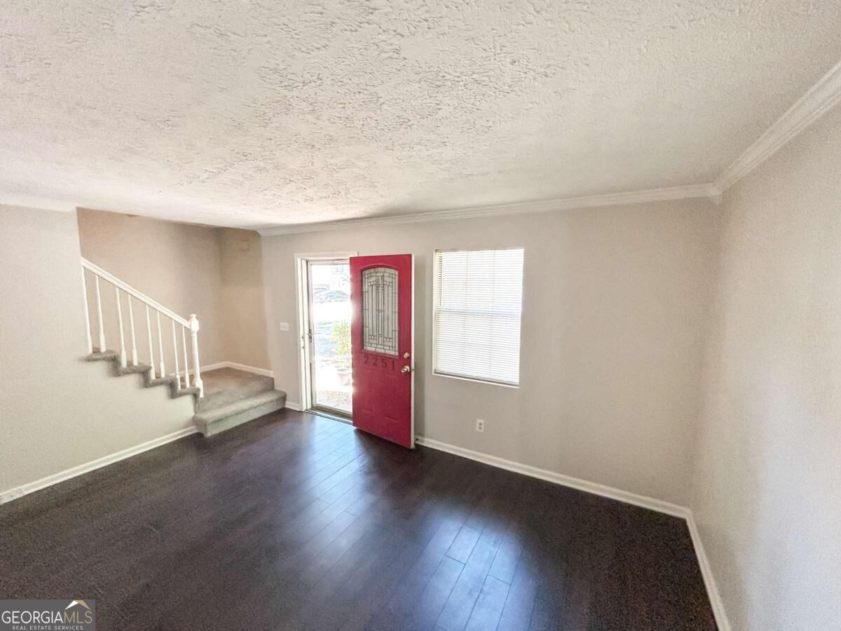 2251 Salt Springs Place Property Photo 9