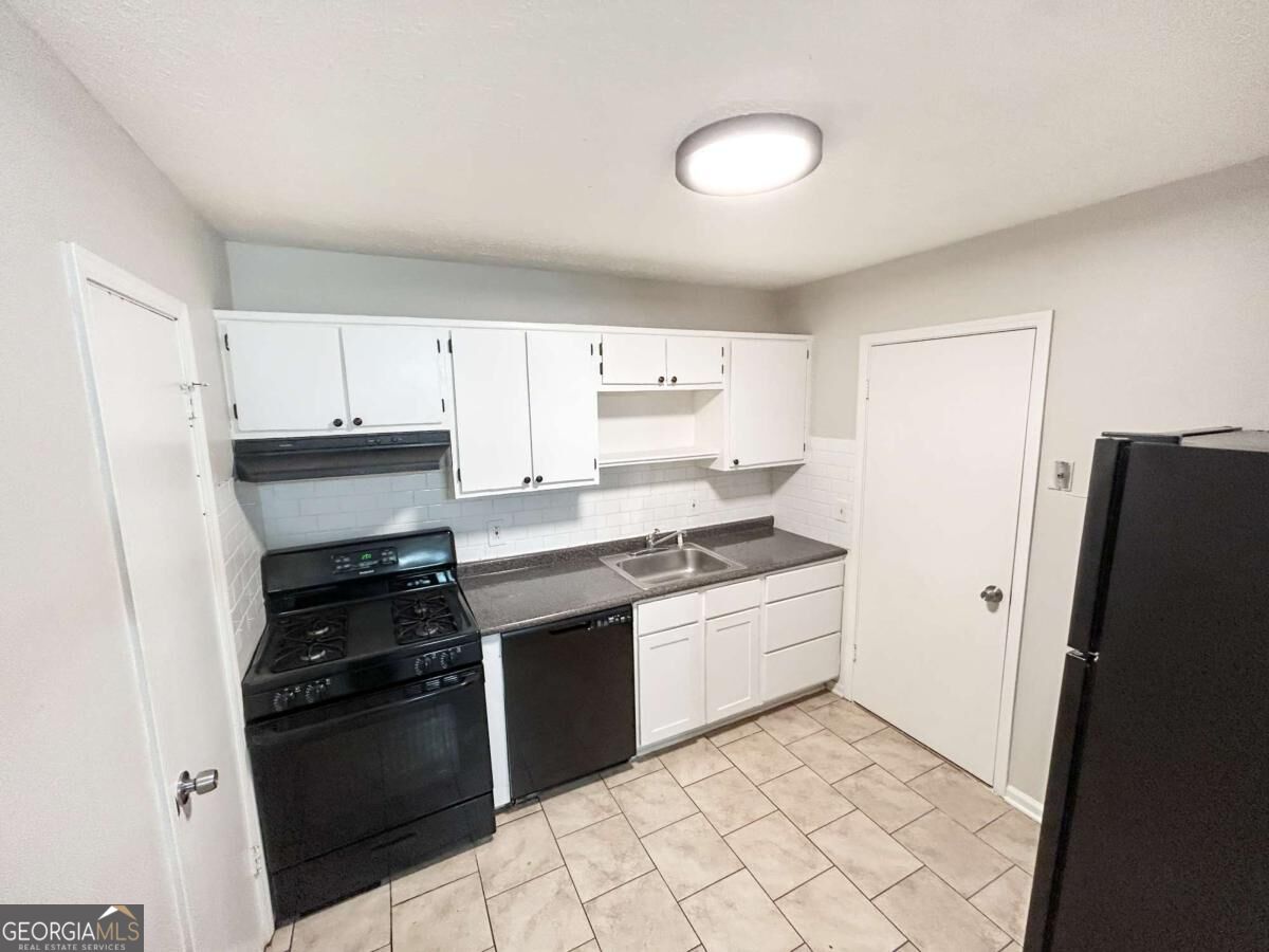 2251 Salt Springs Place Property Photo 14