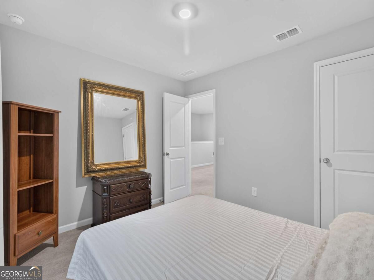 2949 Salinger Way Property Photo 31