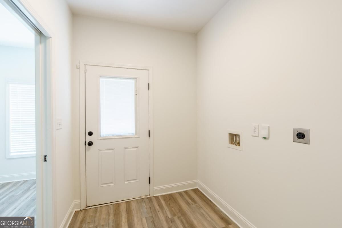 180 Trail Creek Street Property Photo 10