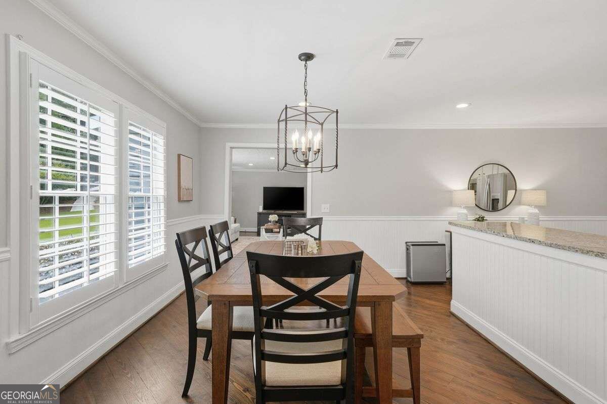 364 Holly Street Property Photo 10