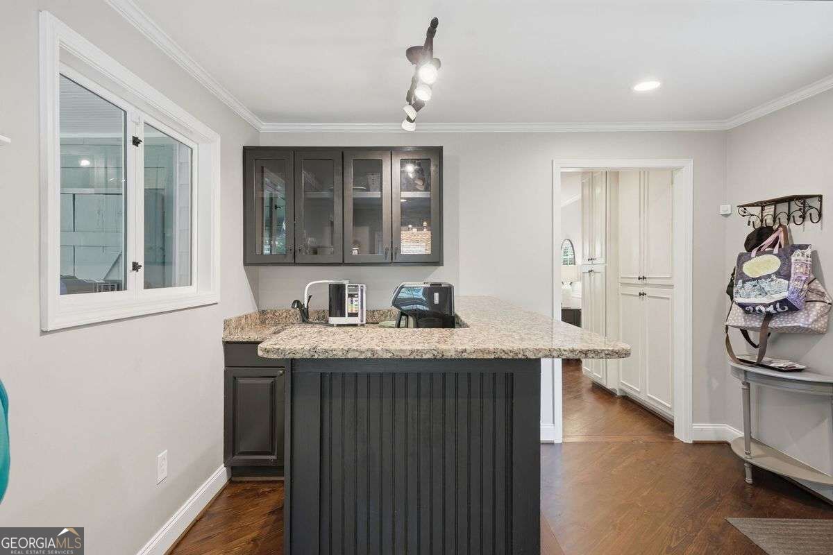 364 Holly Street Property Photo 32