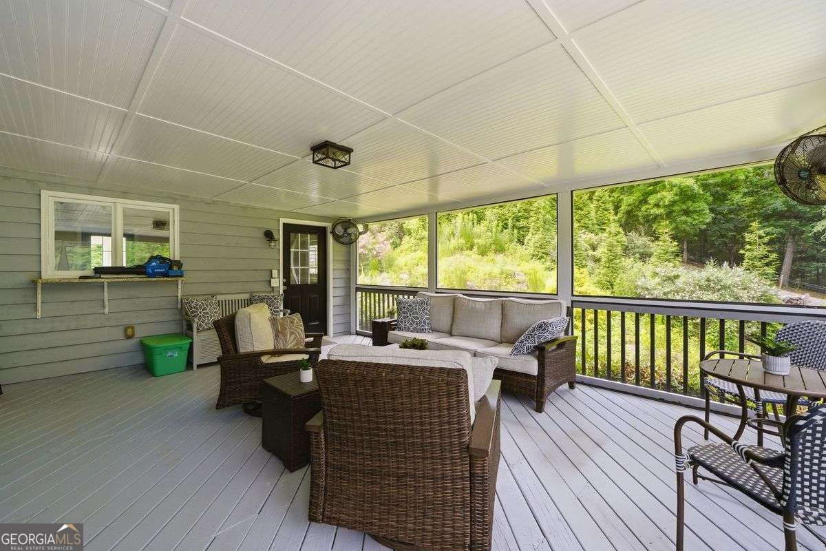 364 Holly Street Property Photo 36