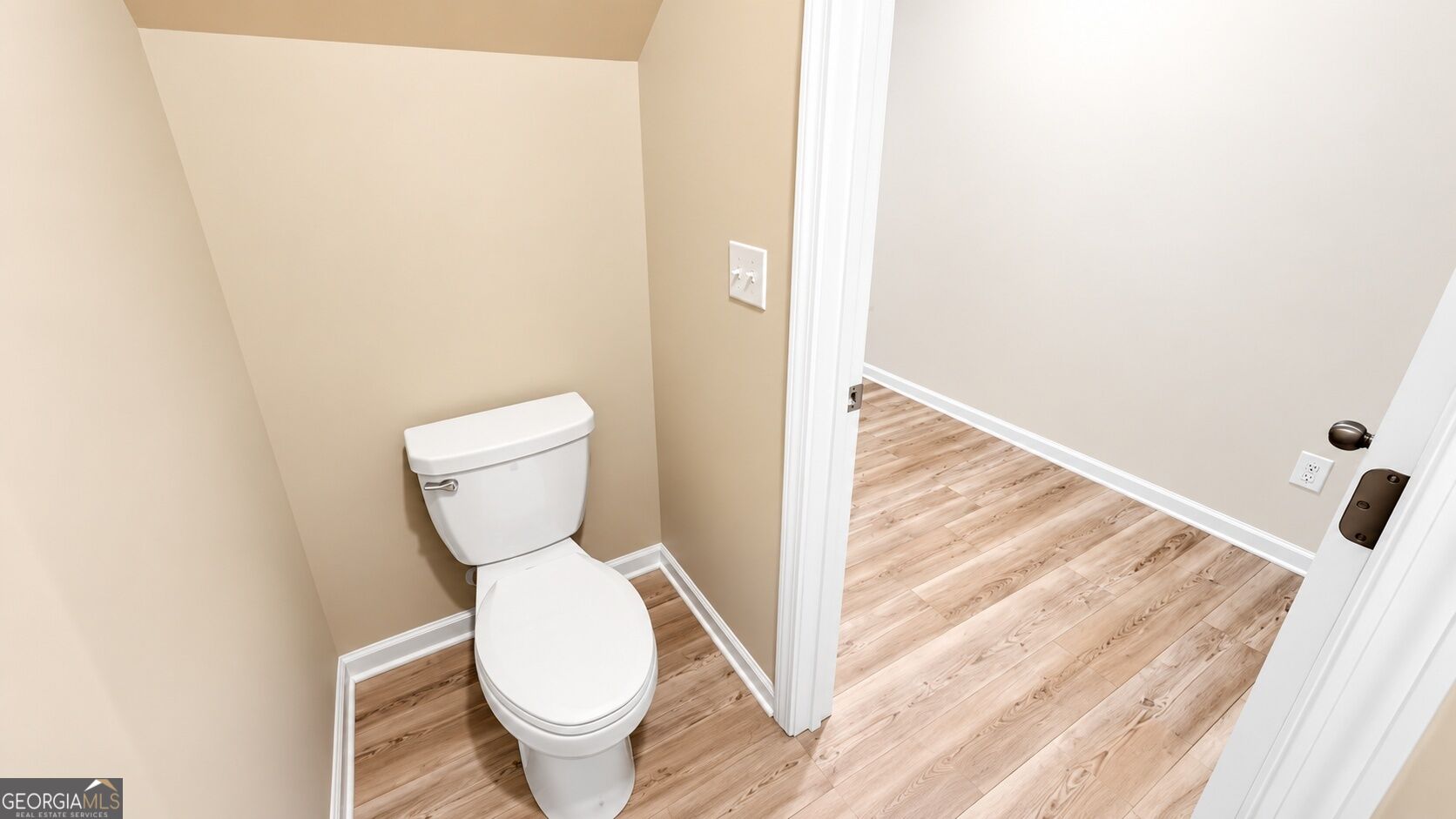 739 Gelderland Drive Property Photo 13