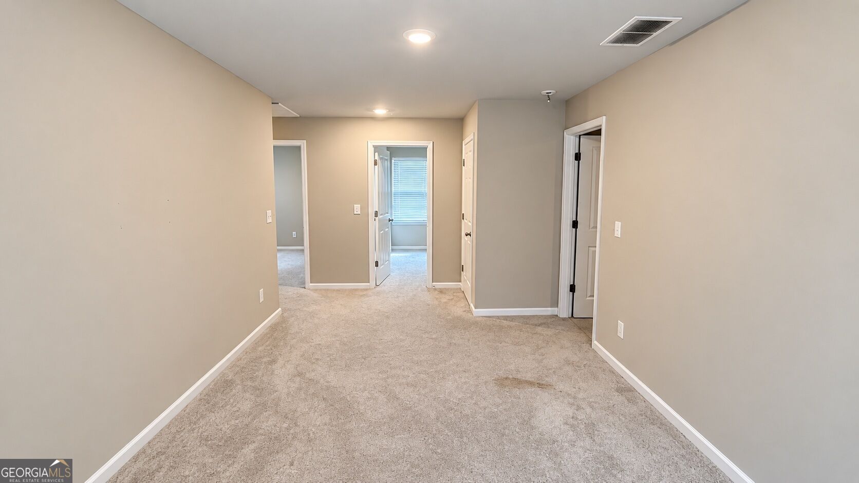 739 Gelderland Drive Property Photo 15