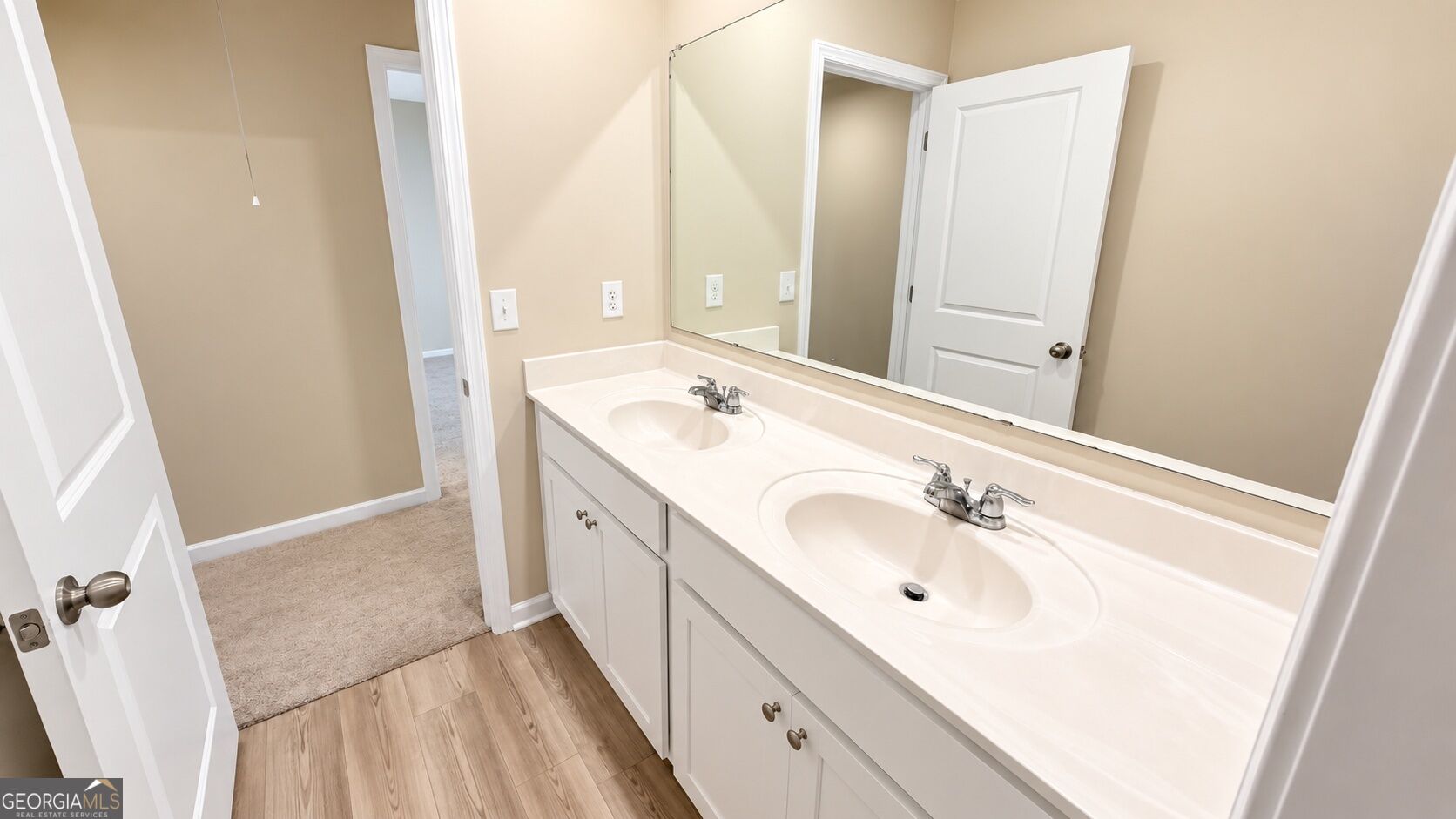 739 Gelderland Drive Property Photo 28