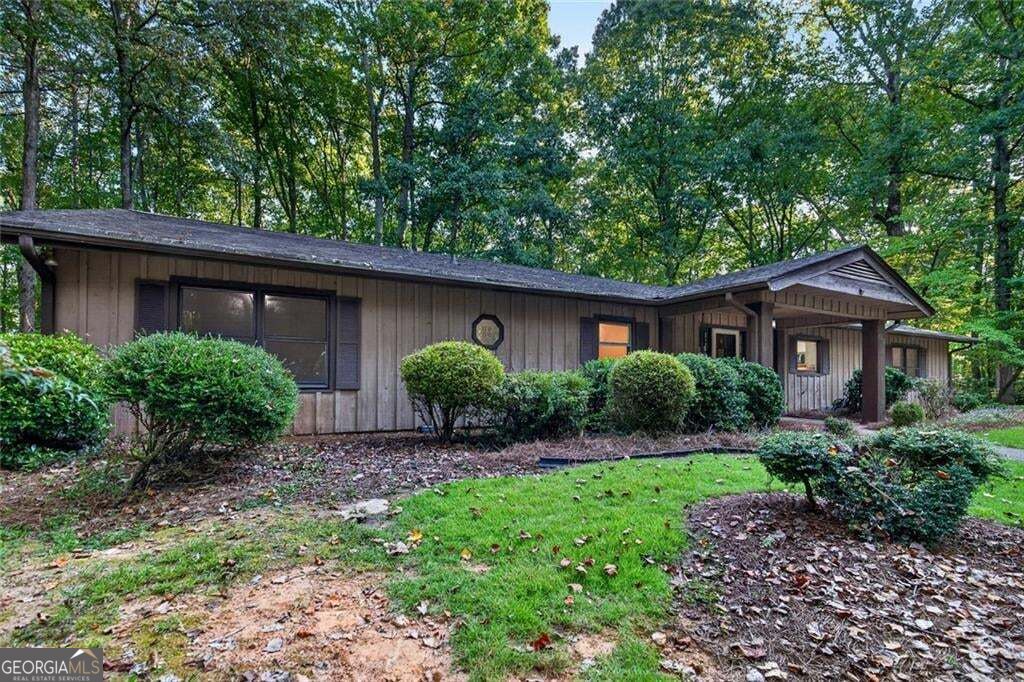 536 Adams Road Property Photo 3