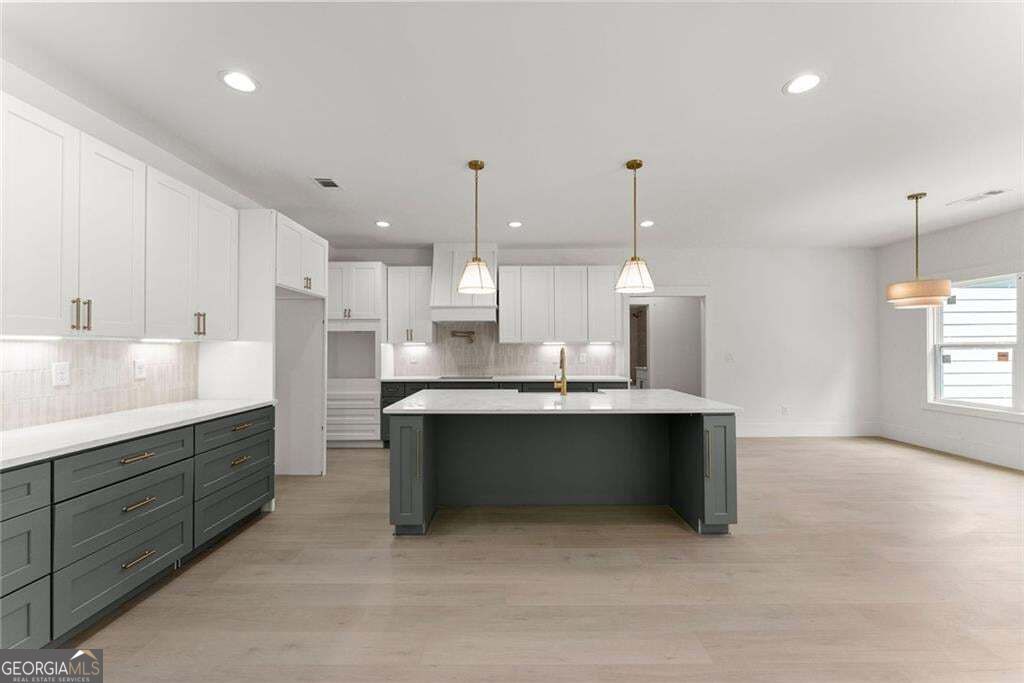 3109 Winding Lake Court Property Photo 7