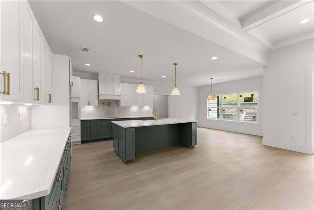 3109 Winding Lake Court Property Photo 8