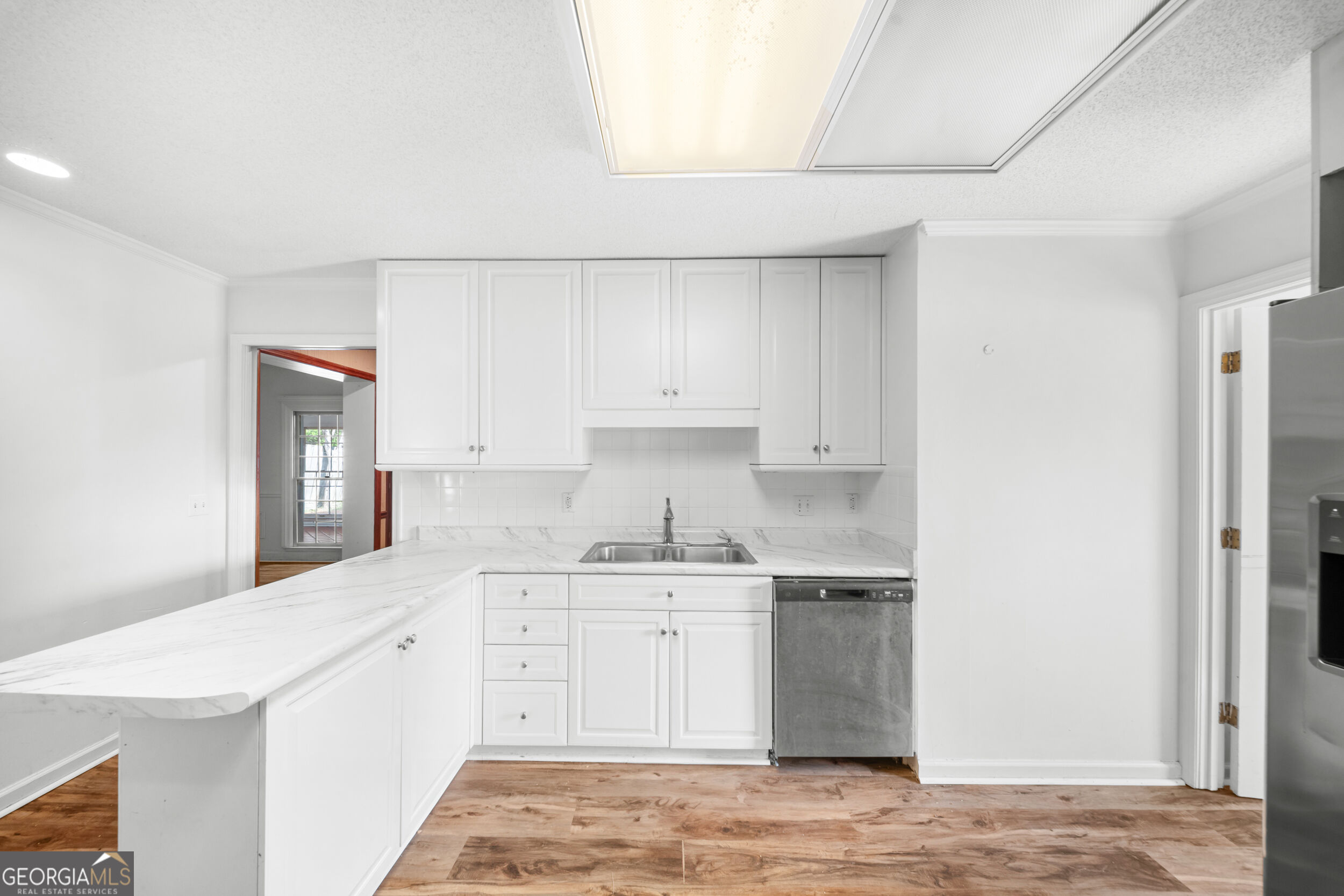 706 Gentilly Road Property Photo 3