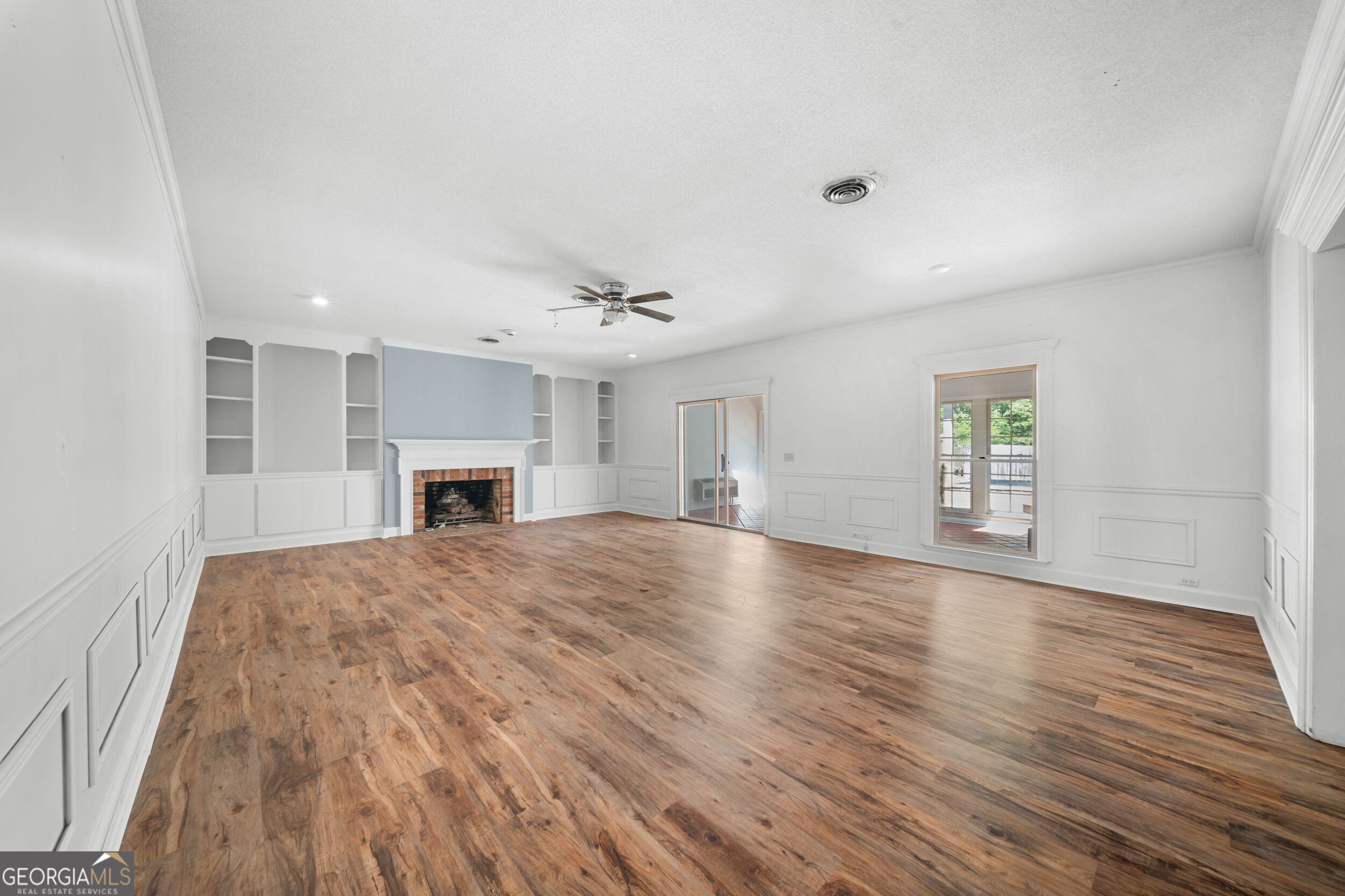 706 Gentilly Road Property Photo 9