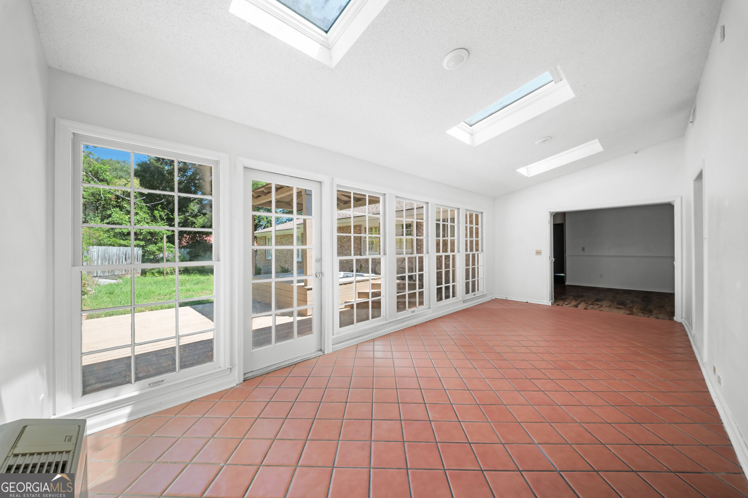 706 Gentilly Road Property Photo 22