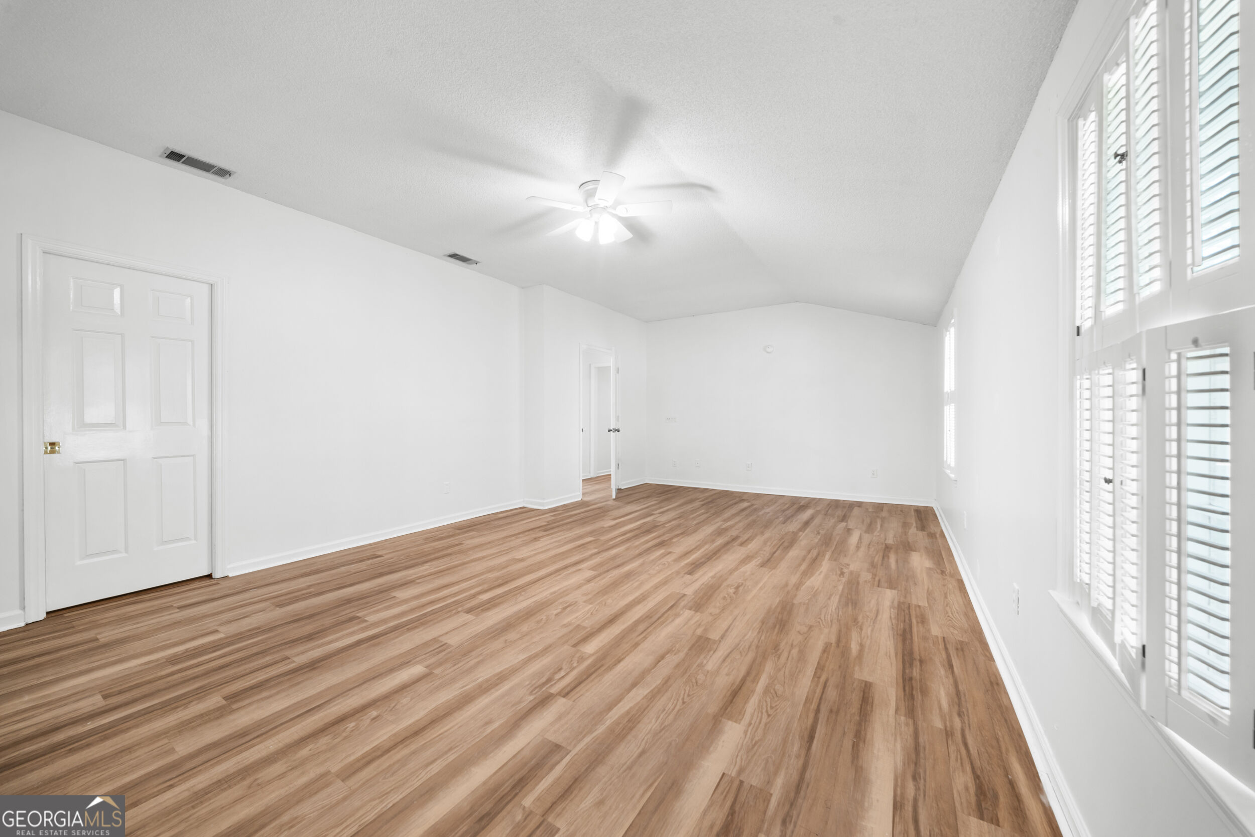 706 Gentilly Road Property Photo 27