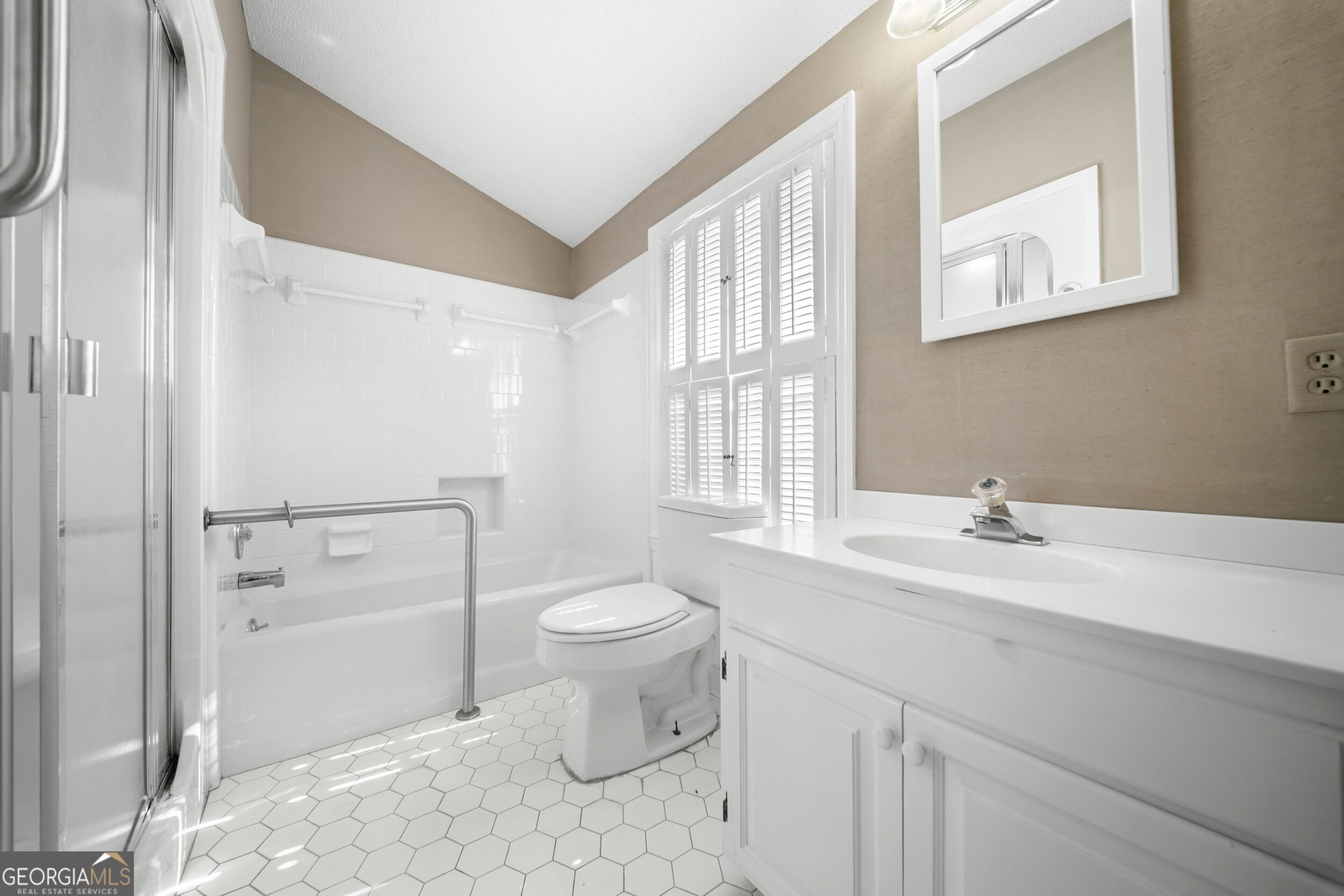 706 Gentilly Road Property Photo 29