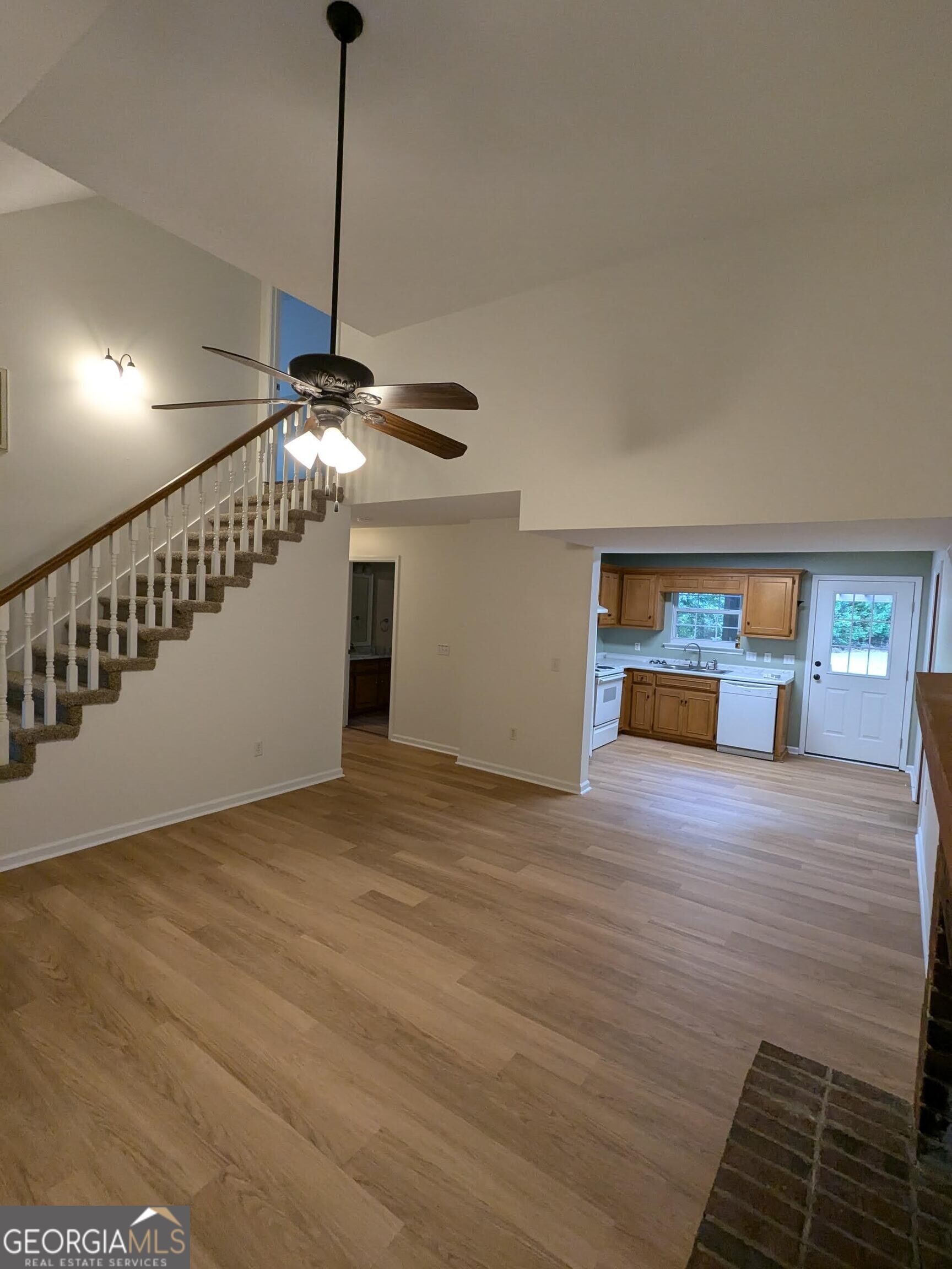 250 Cassie Ree Road Property Photo 2