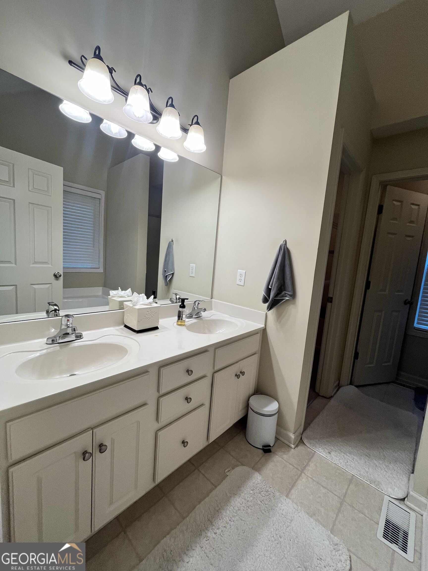 3986 King Drive Property Photo 11