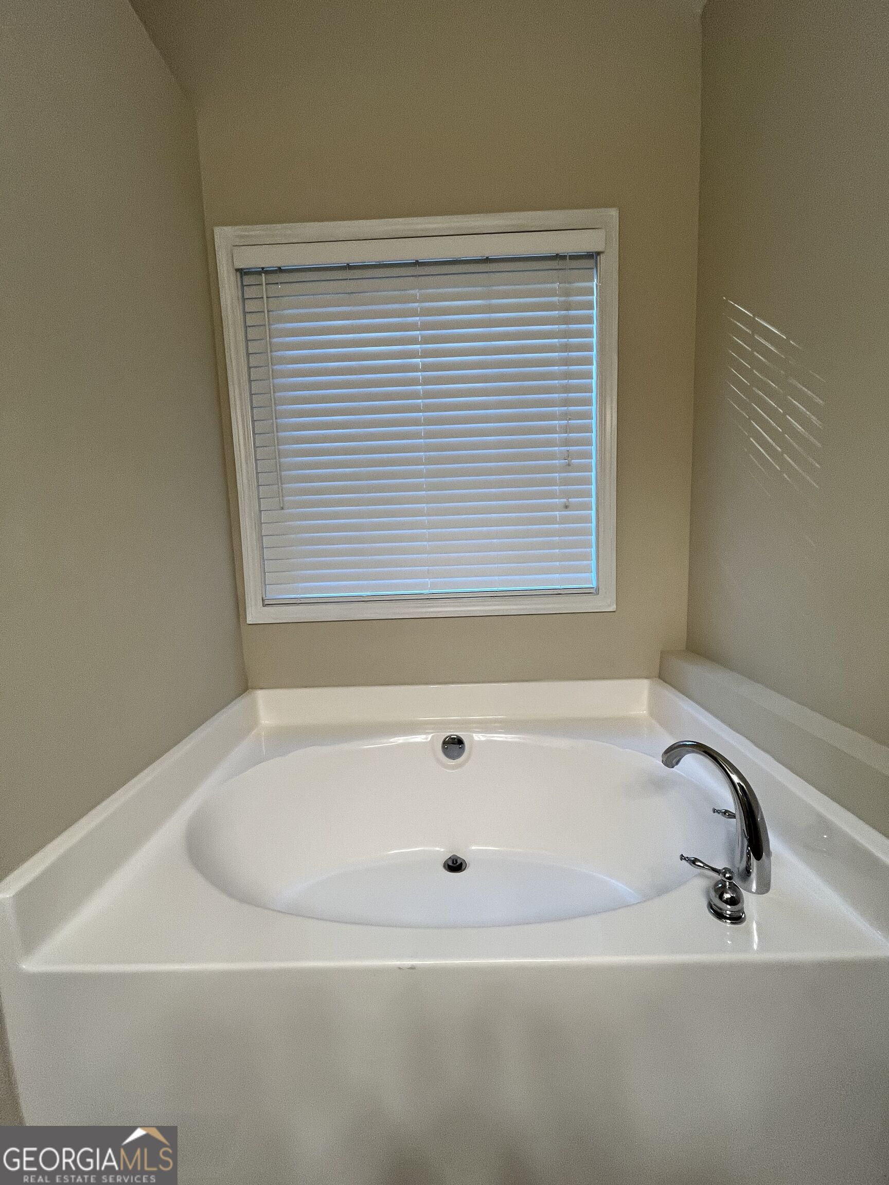 3986 King Drive Property Photo 12