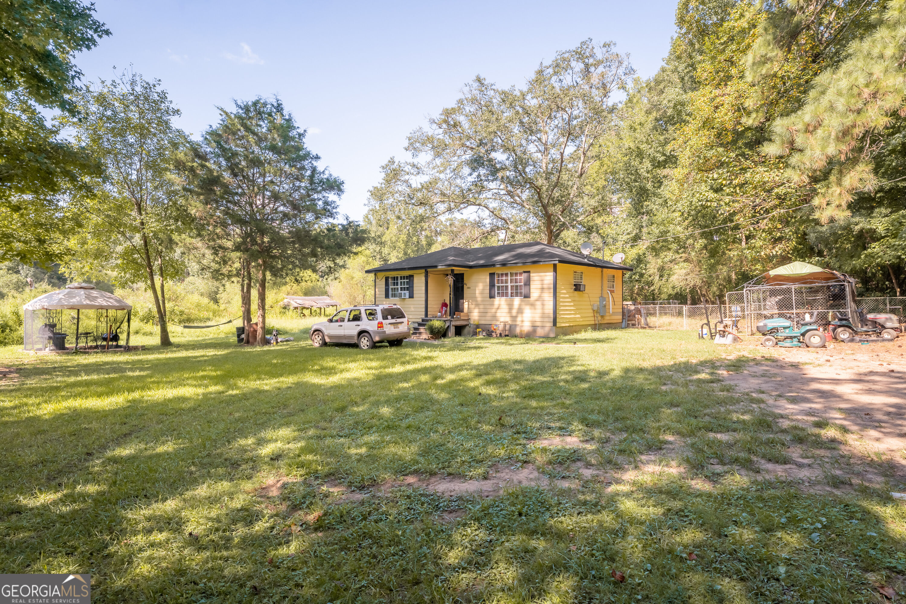 1040 Laboon Rd Property Photo 3