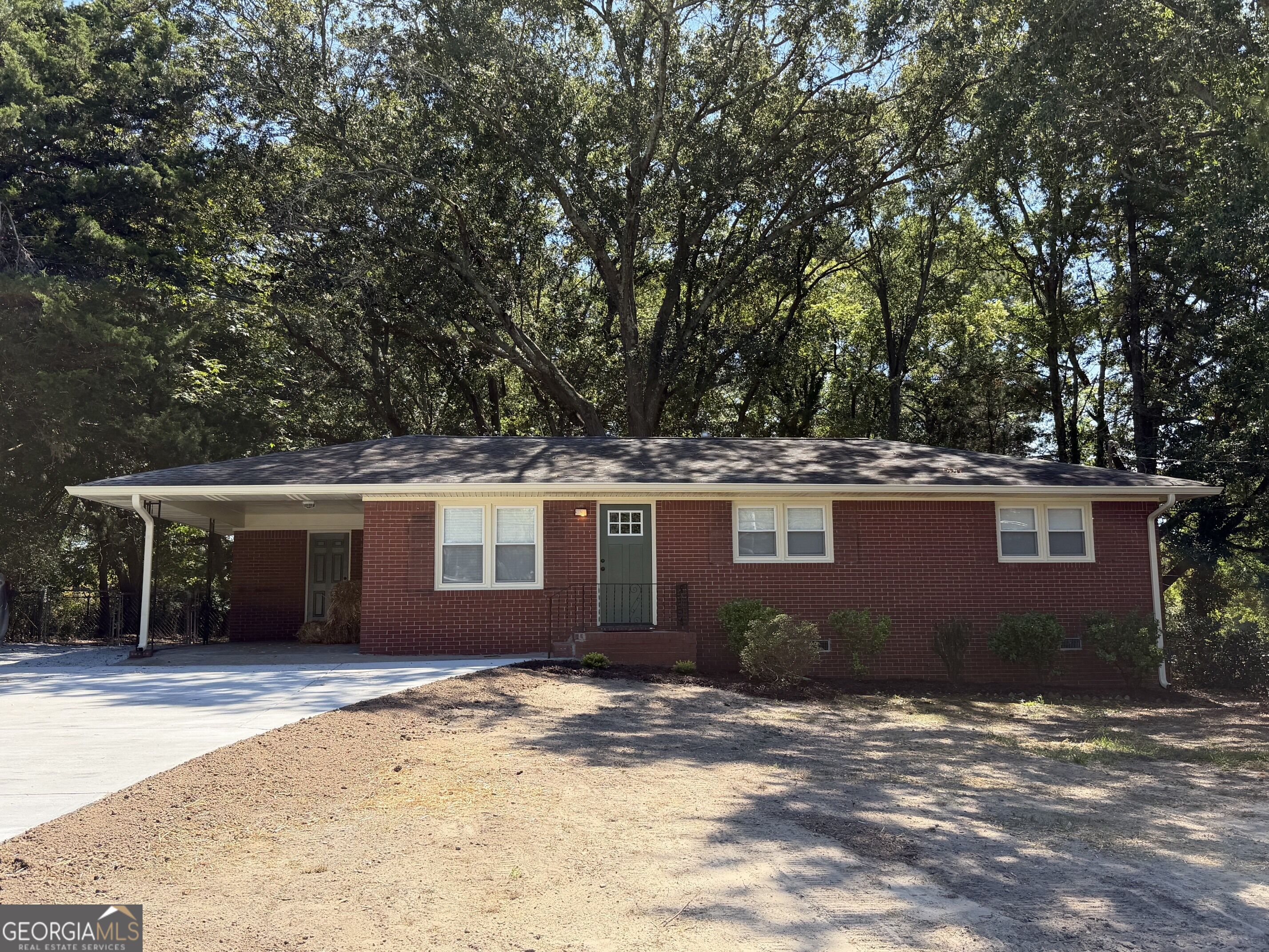 11601 Veterans Memorial Highway Property Photo 1