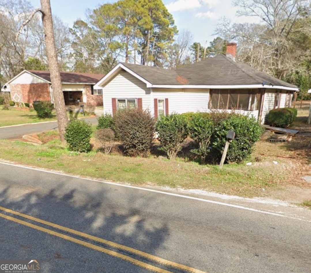 433 Mayo Street Property Photo 2