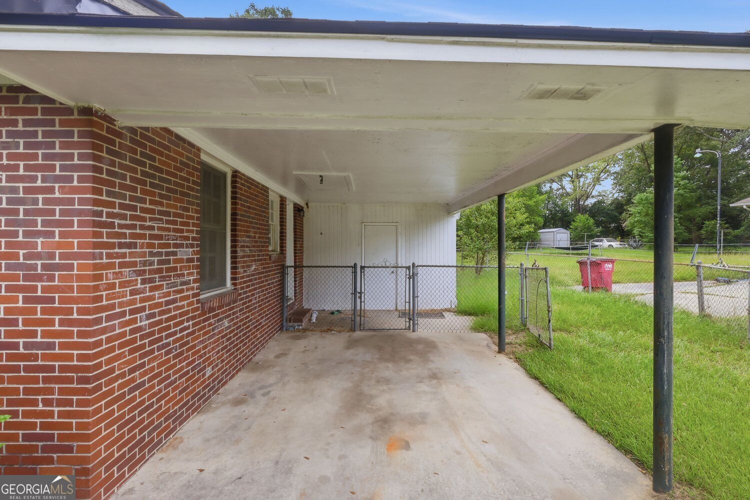 4322 Fairfax Drive Property Photo 4