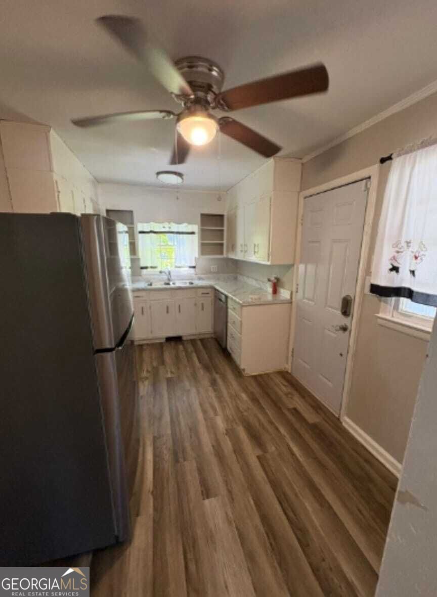4322 Fairfax Drive Property Photo 5