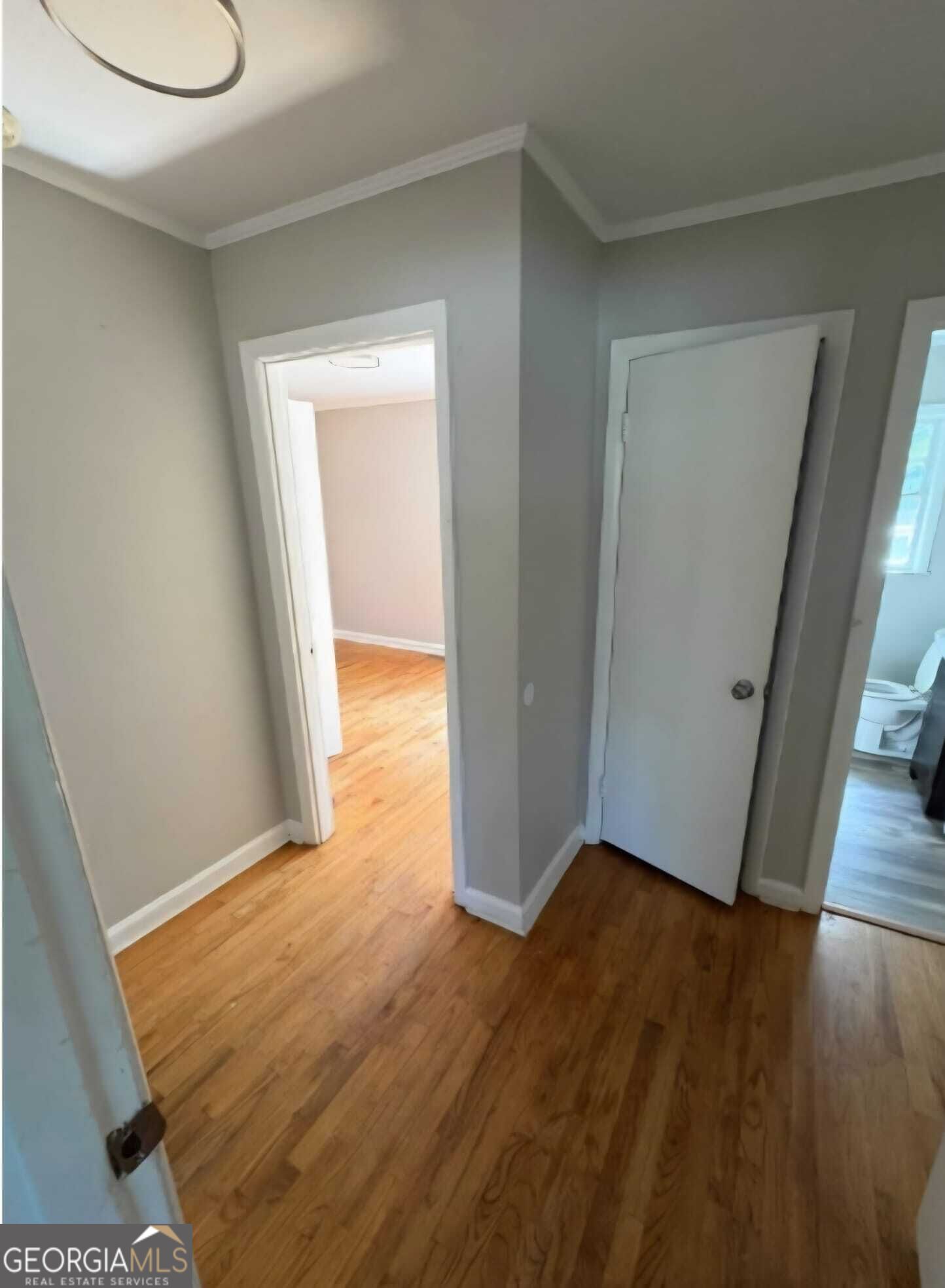 4322 Fairfax Drive Property Photo 6