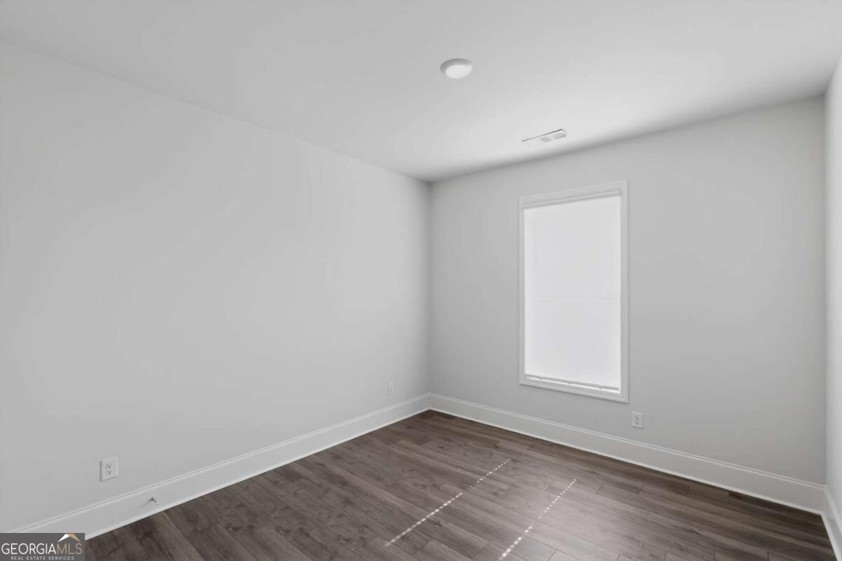 717 Broken Arrow Property Photo 12