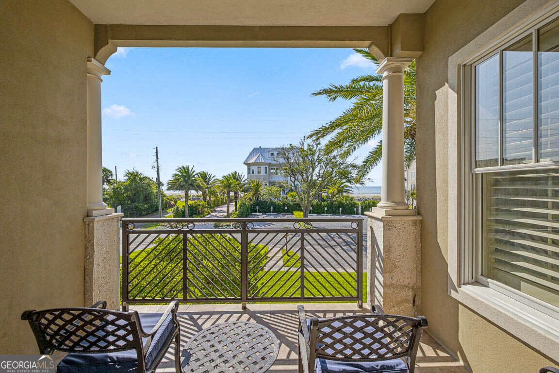 1015 Beachview Drive Property Photo 27
