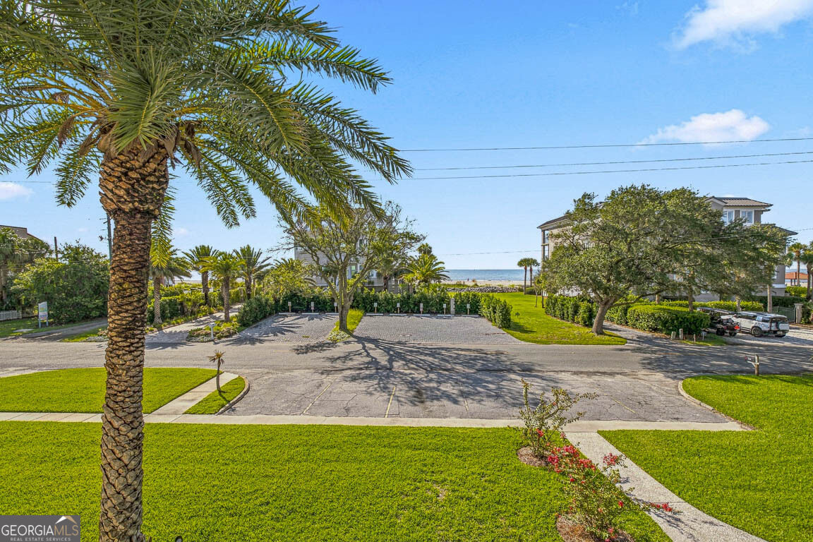 1015 Beachview Drive Property Photo 32