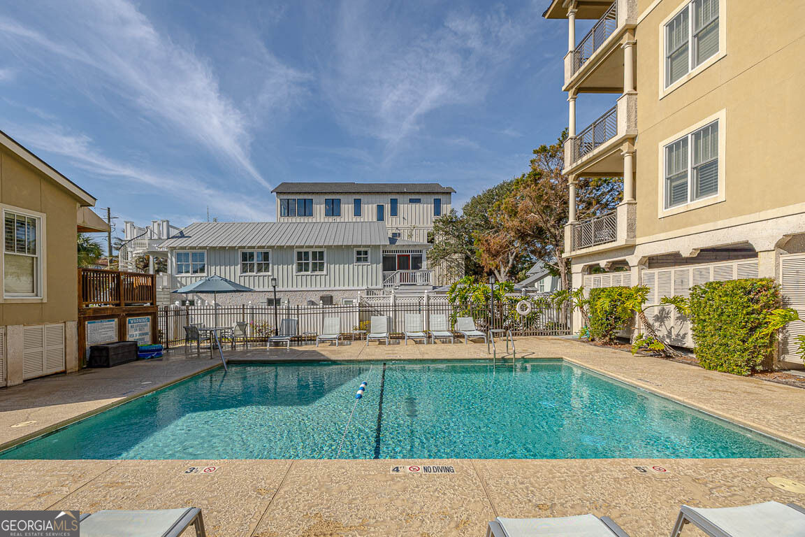 1015 Beachview Drive Property Photo 37