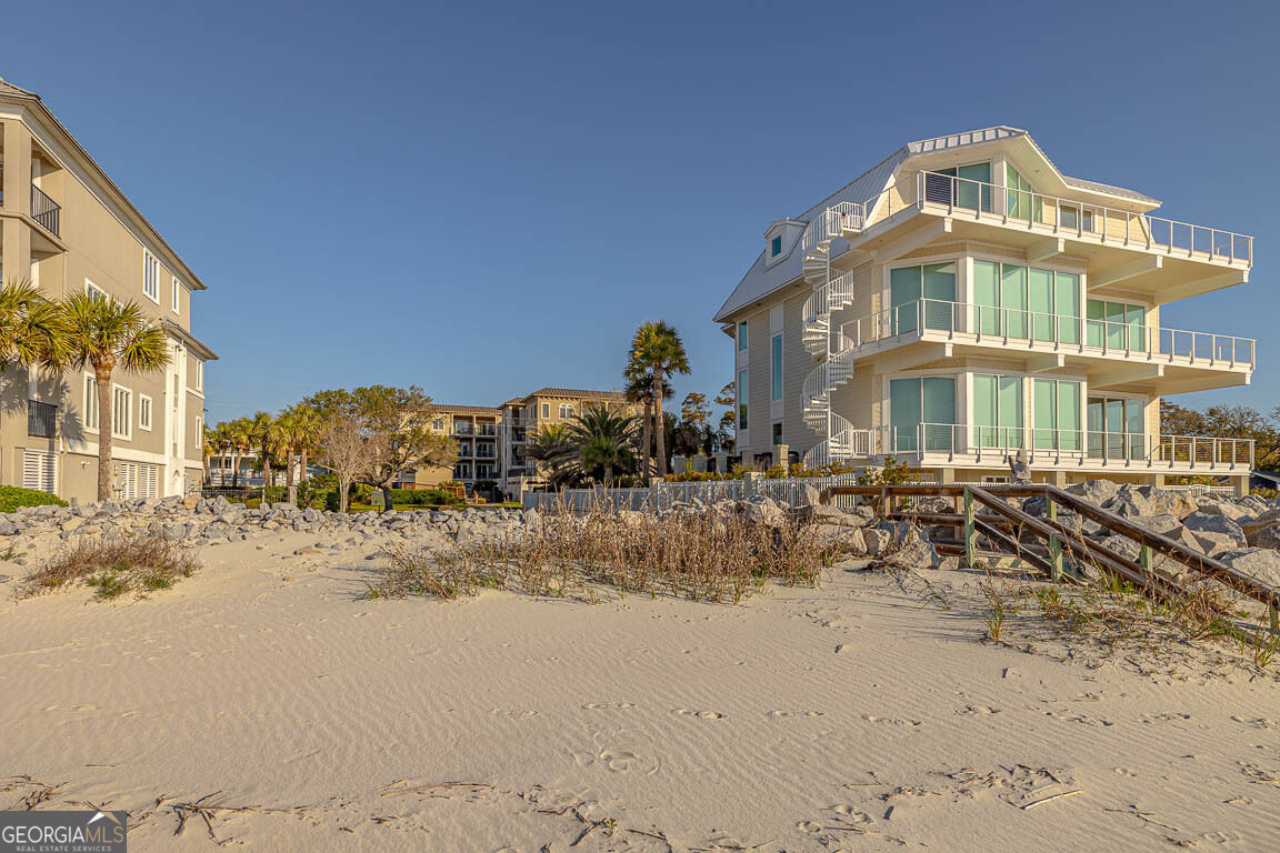 1015 Beachview Drive Property Photo 43