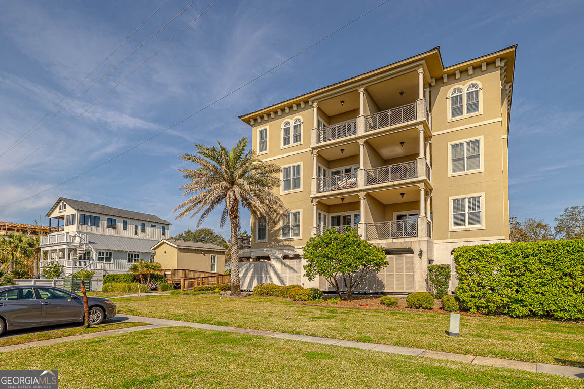 1015 Beachview Drive Property Photo 47