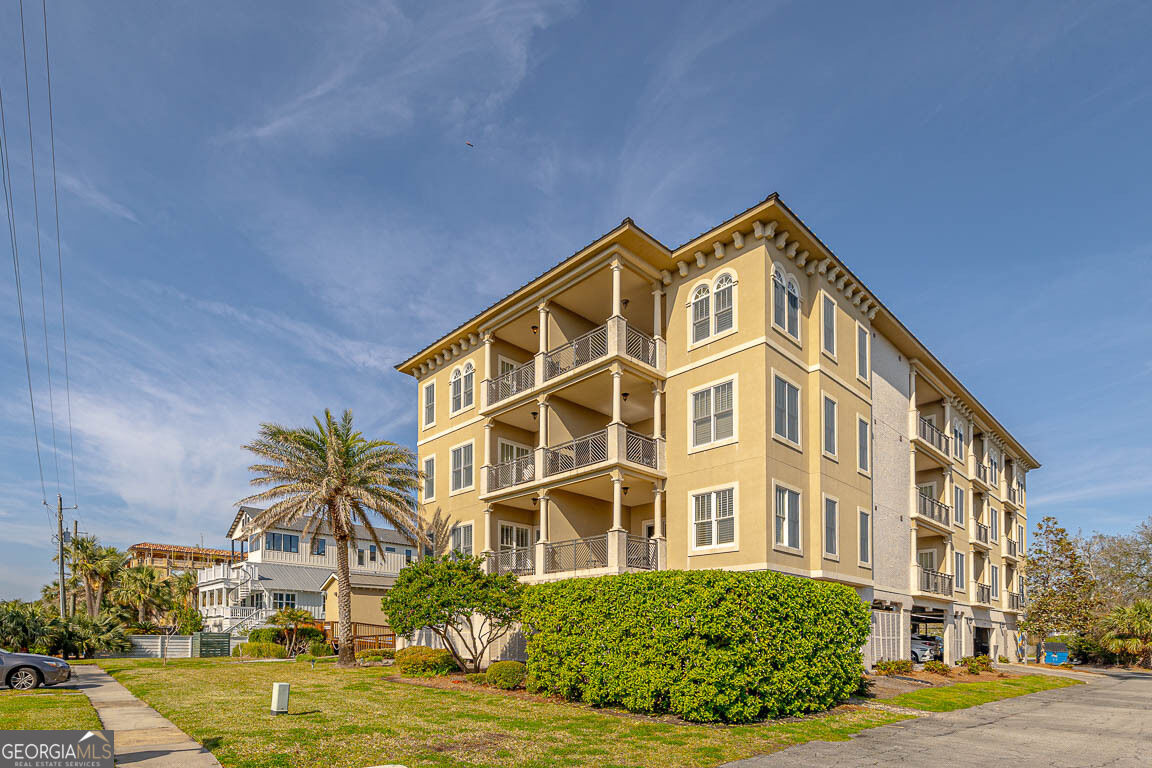 1015 Beachview Drive Property Photo 48