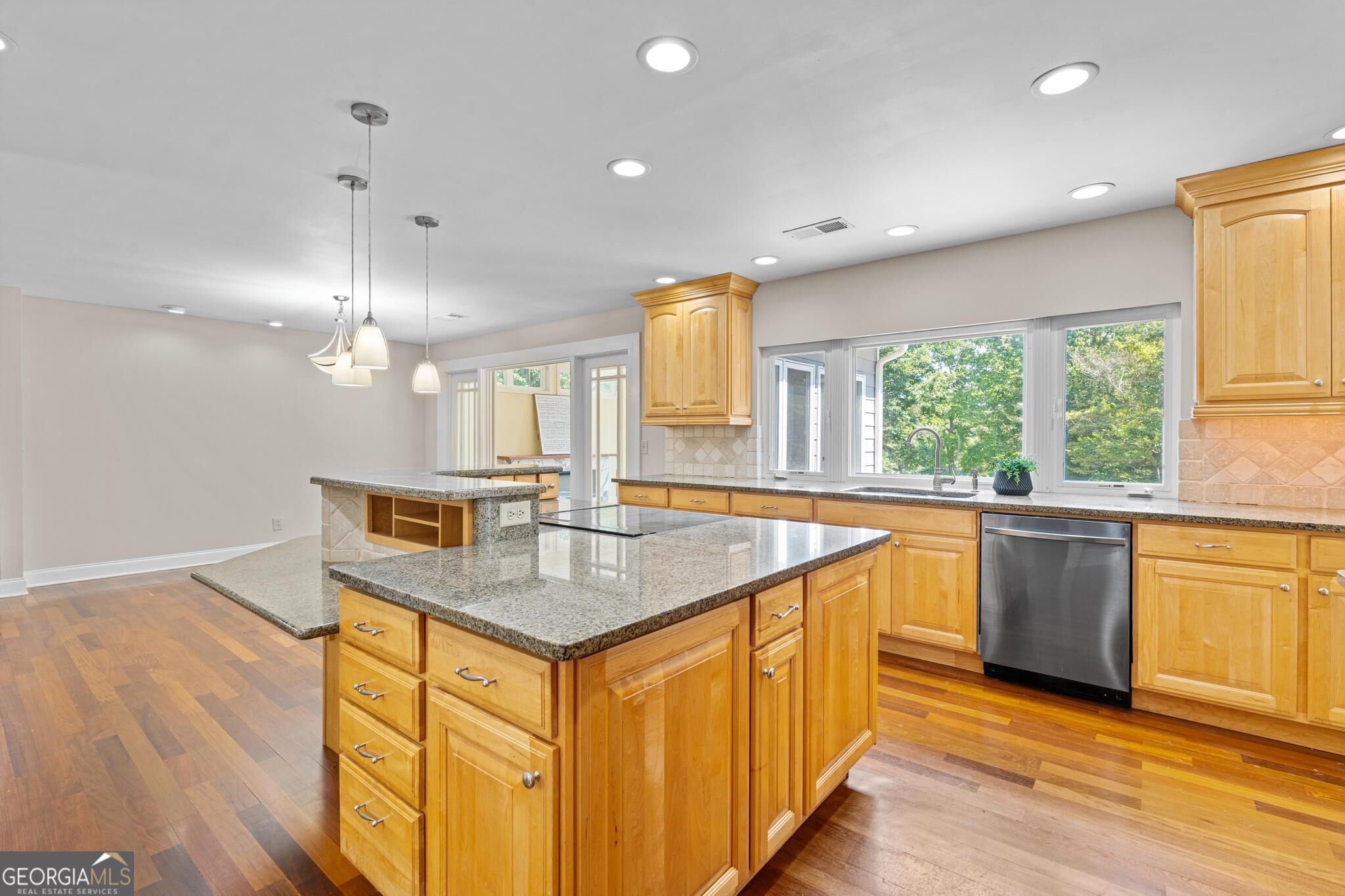 123 Swanson Road Property Photo 19