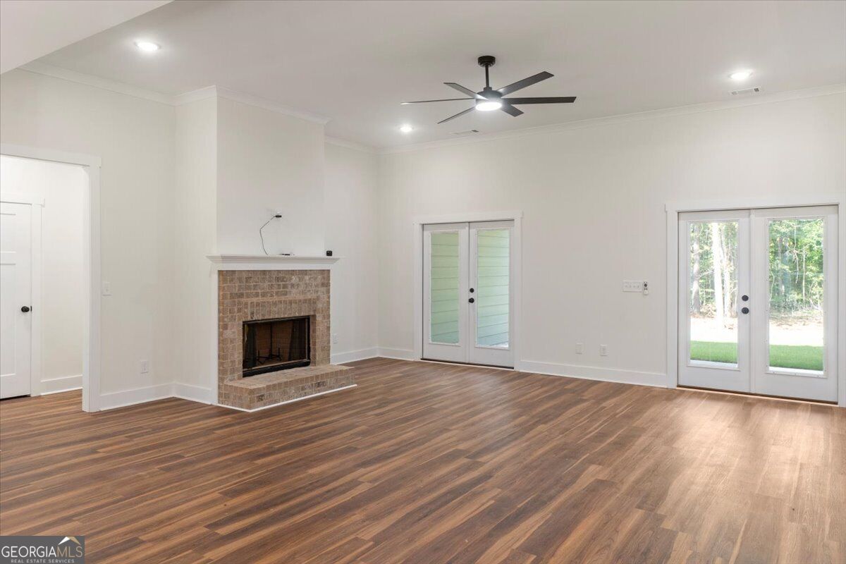 1251 Simmons Road Property Photo 2