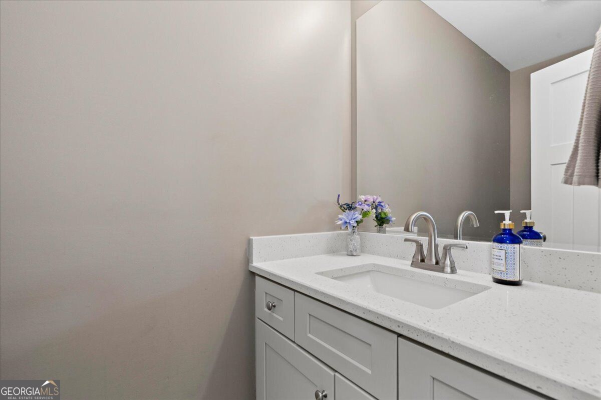 3210 Crow Road Ne Property Photo 15