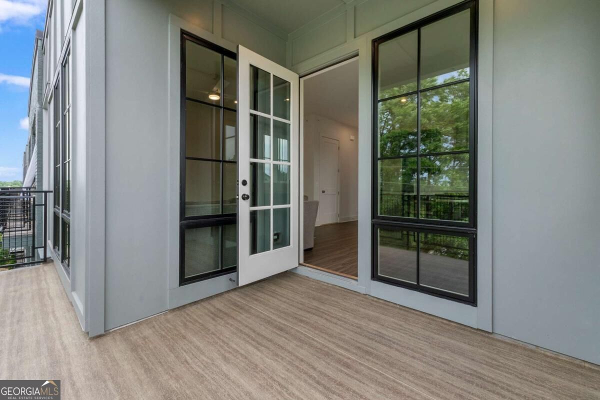 1290 Longreen Terrace Nw # 2 Property Photo 11