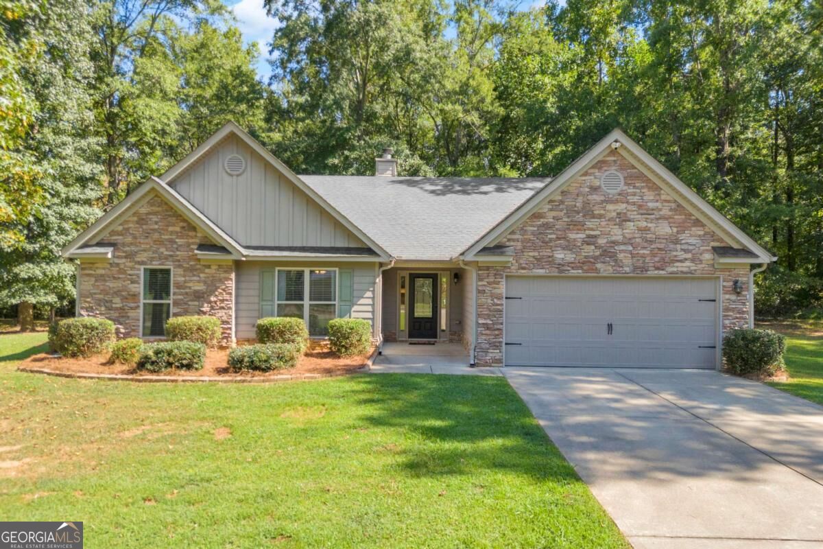 111 Buttercup Lane Property Photo 1