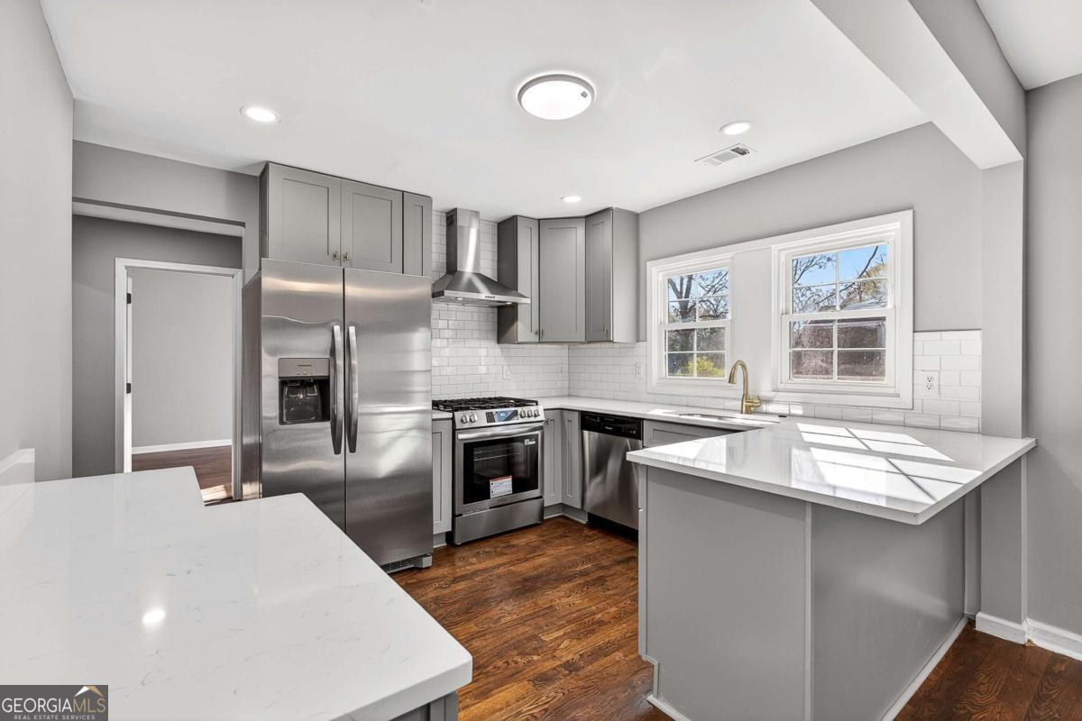 488 Mcwilliams Avenue Se Property Photo 9