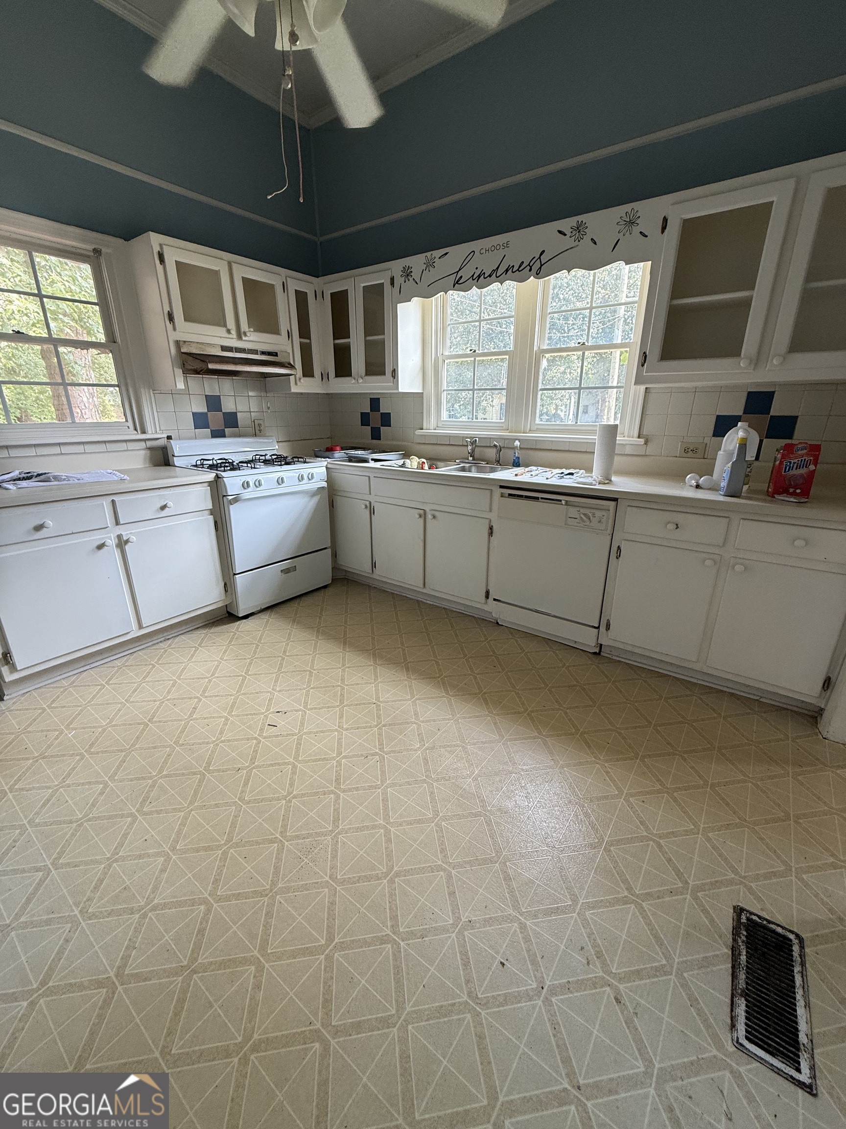 505 Kincaid Avenue Property Photo 8