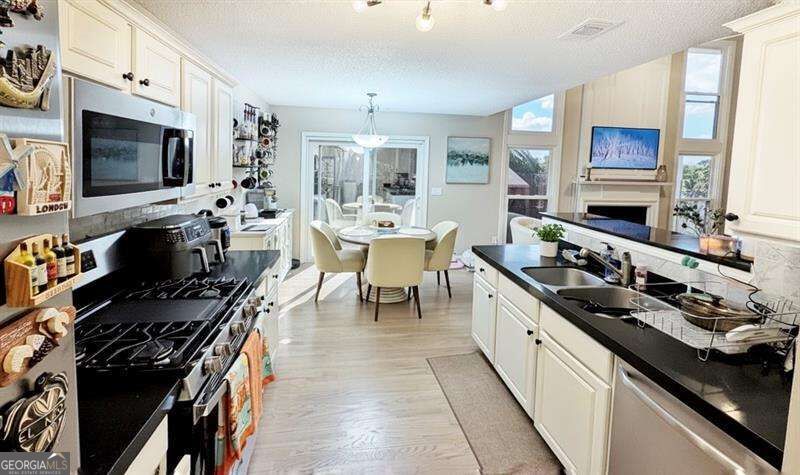 2535 Alvecot Circle Property Photo 11