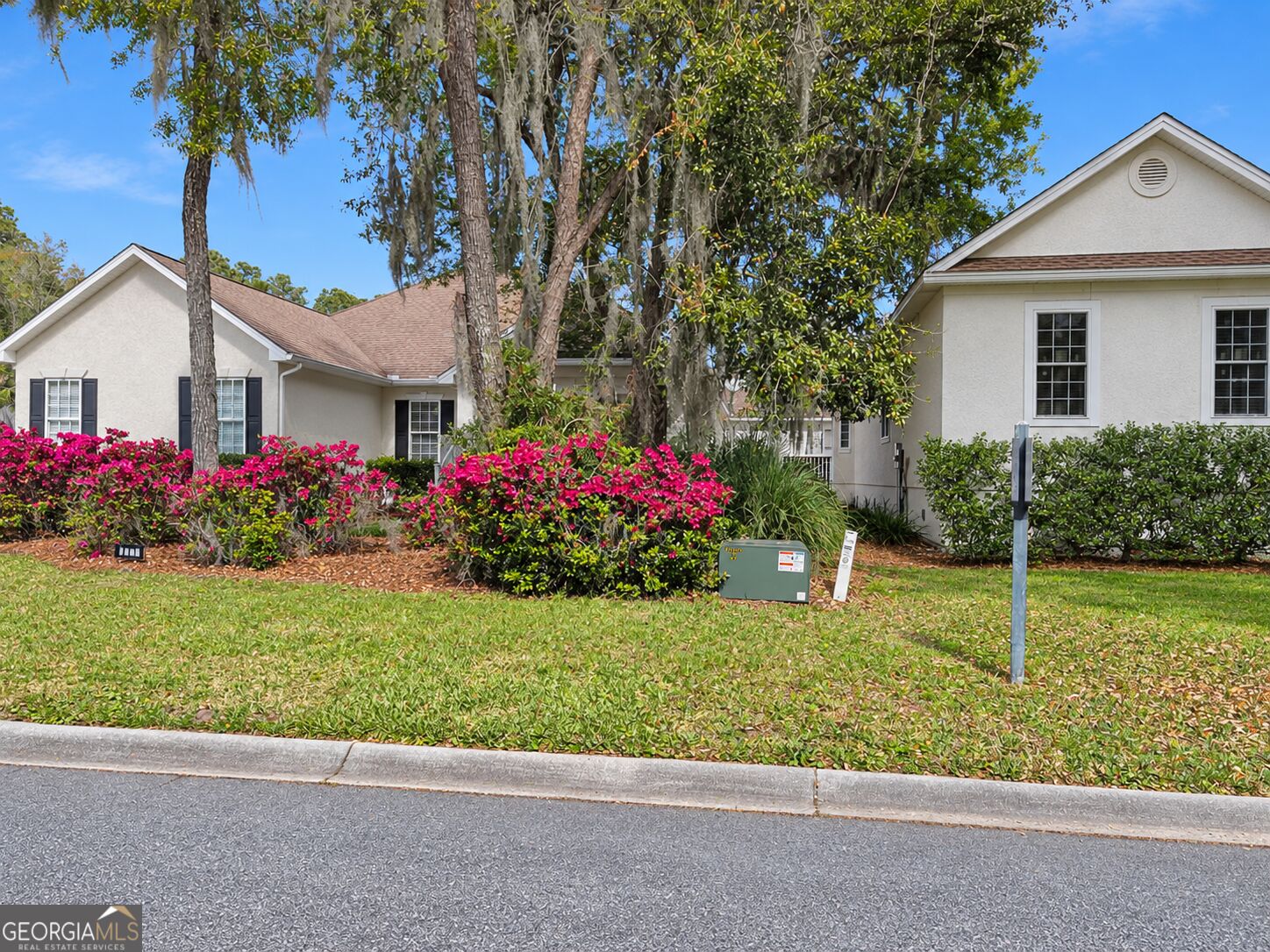 1226 Sea Palms West Drive Property Photo 2