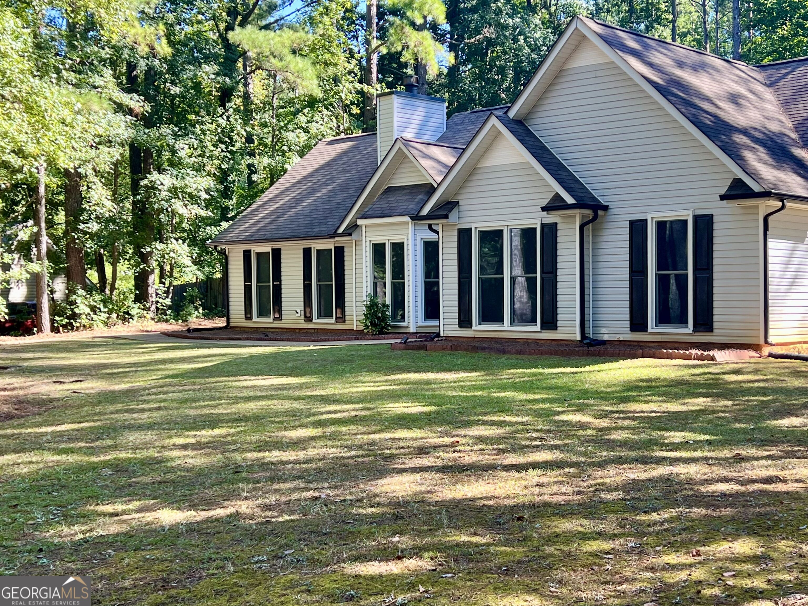37 Jeb Stuart Drive Property Photo 3