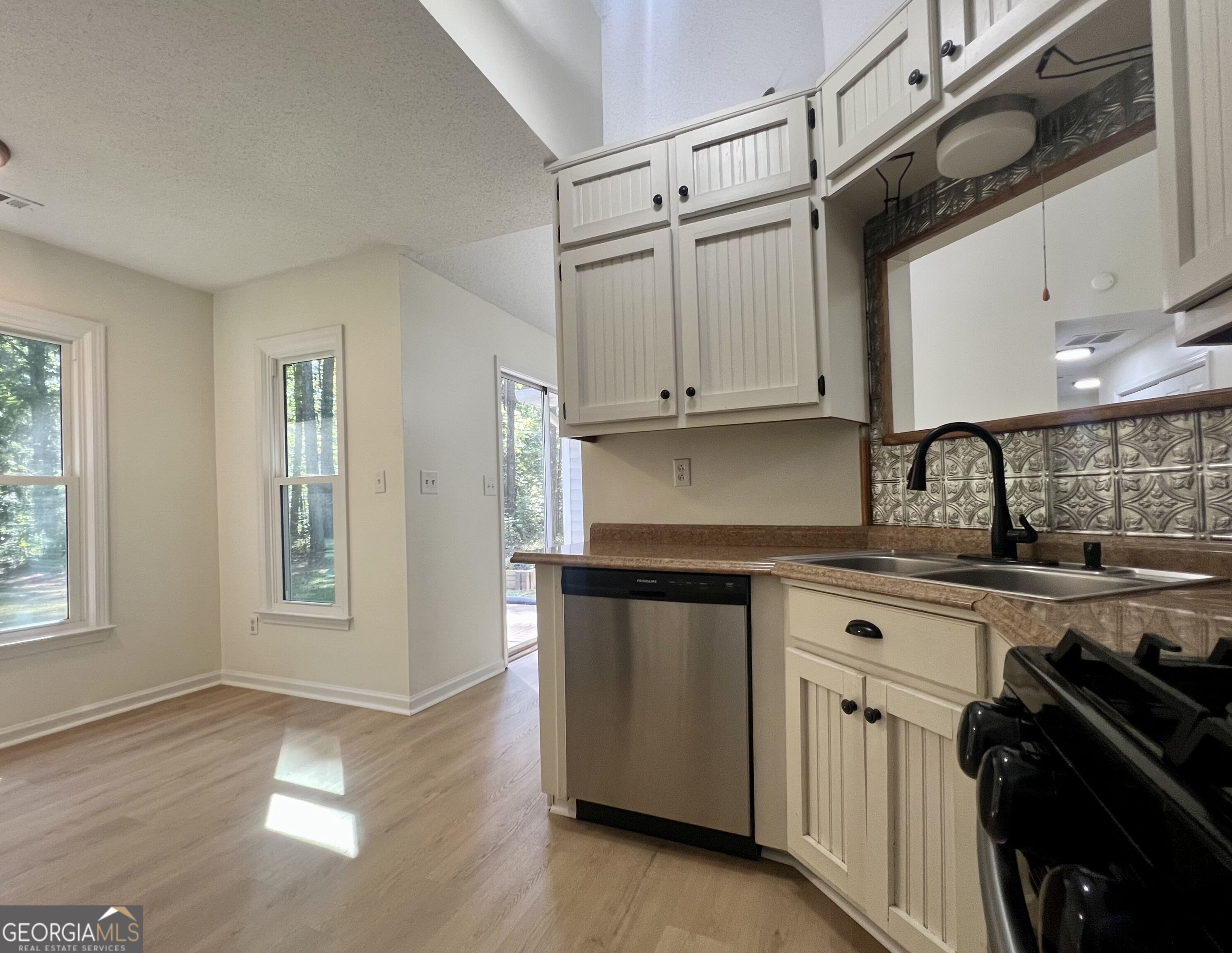 37 Jeb Stuart Drive Property Photo 19