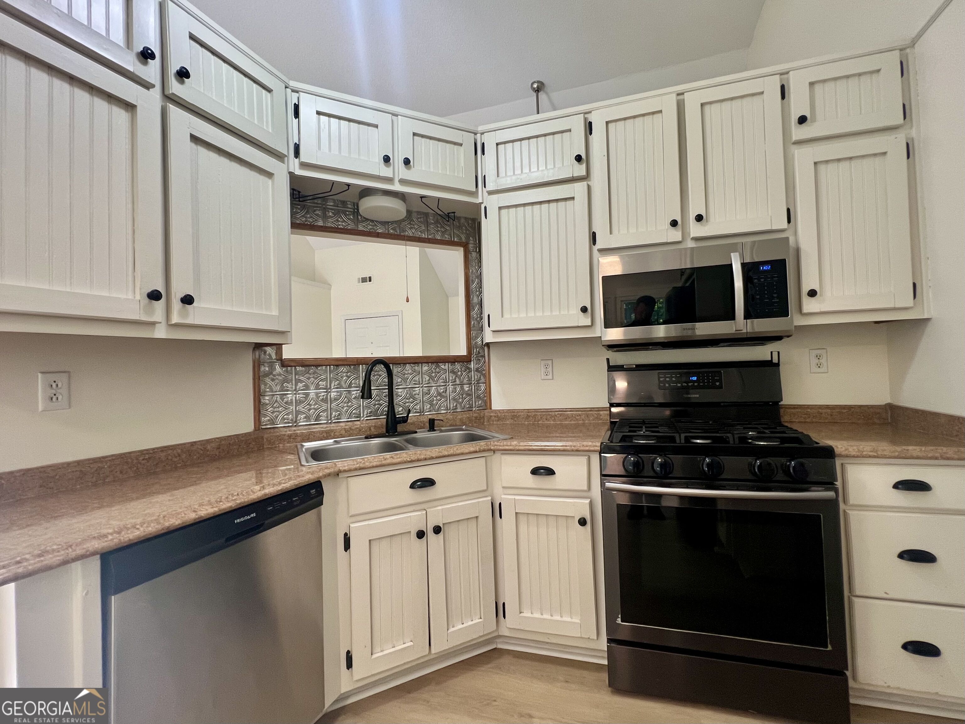 37 Jeb Stuart Drive Property Photo 40