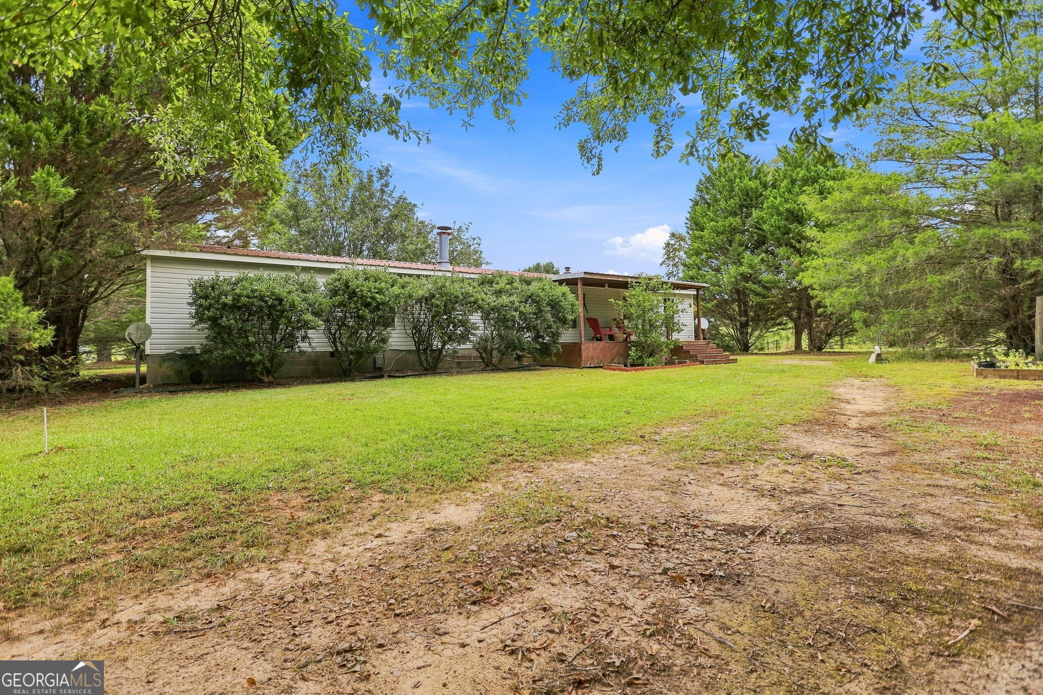 255 Plum Drive Property Photo 3