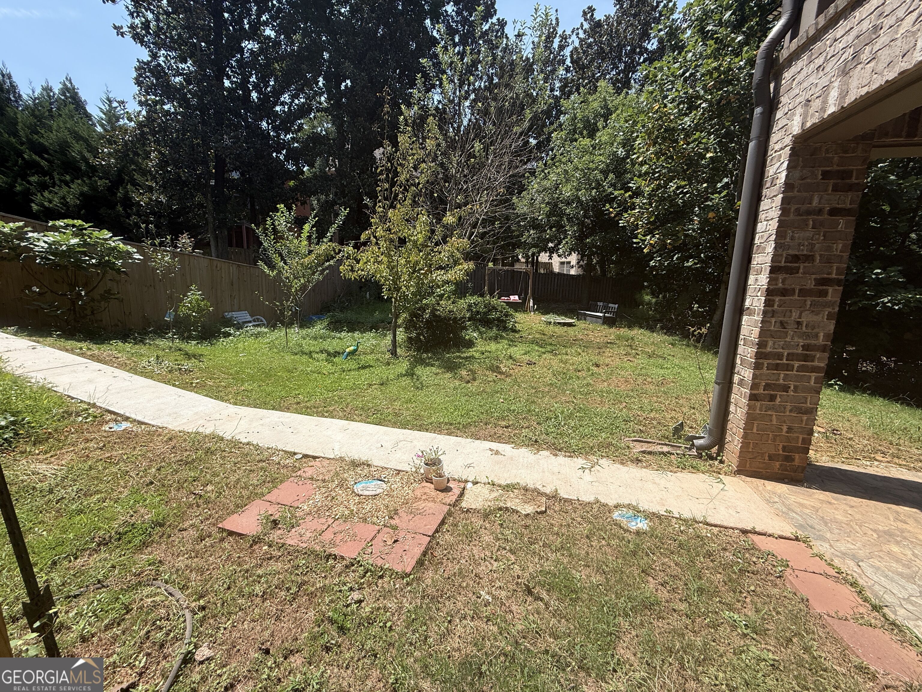 3816 Chamblee Dunwoody Rd Property Photo 4