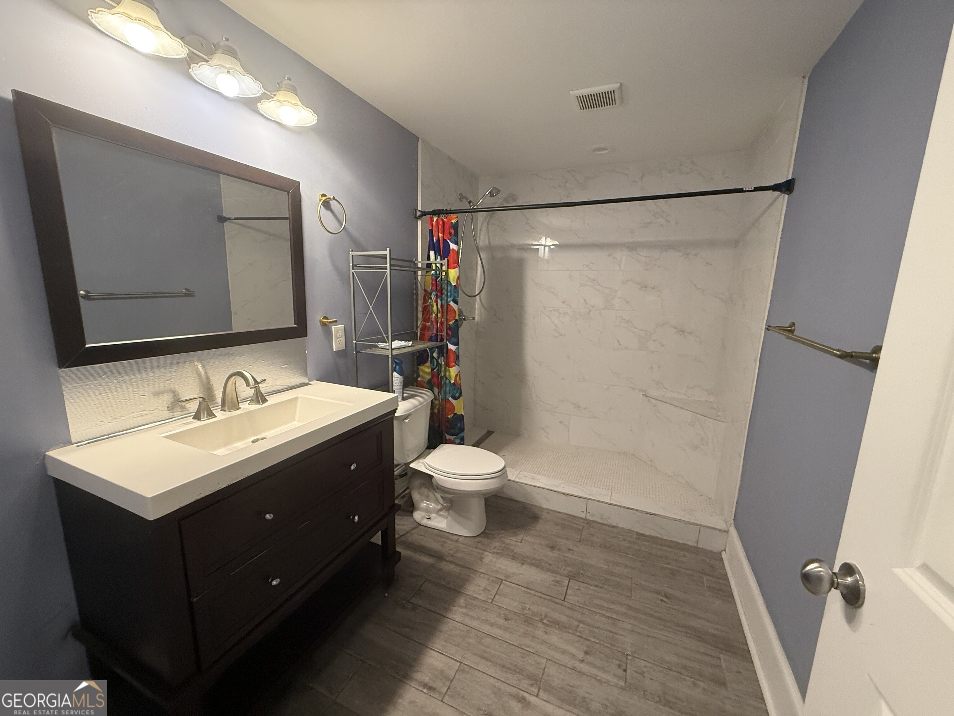 3816 Chamblee Dunwoody Rd Property Photo 14